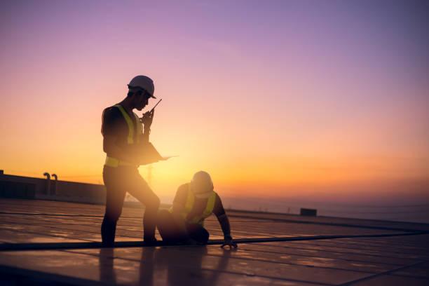 Best Emergency Roof Repair  in Holt, MI
